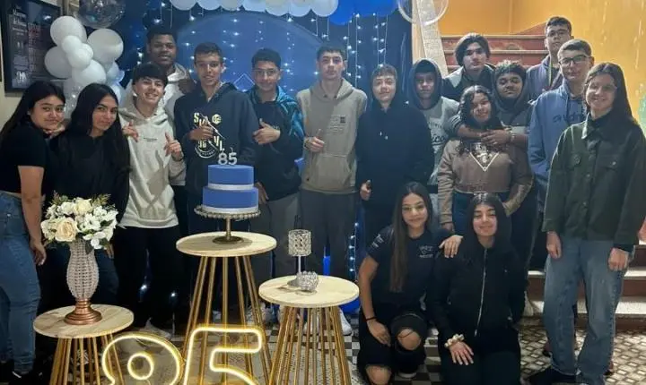 HOMENAGEM: E.E.E.F MARQUES DE SOUZA COMPLETA 85 ANOS